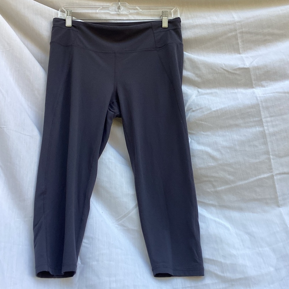 Prana gray 3/4 length athletic leggings, size large